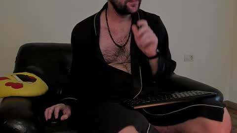 The King online show from November 17, 6:03 pm