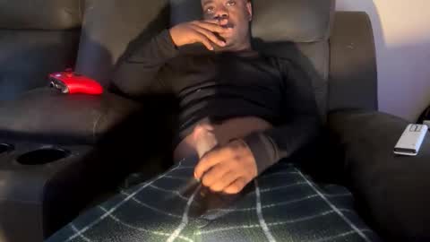 kingofkingz74 online show from November 13, 2:16 pm