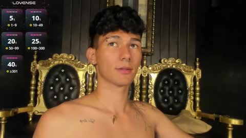  A L E X  online show from December 15, 7:46 am