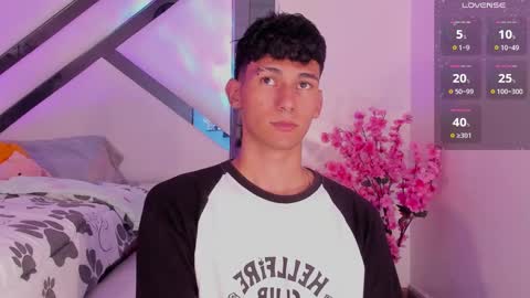  A L E X  online show from January 11, 4:59 am