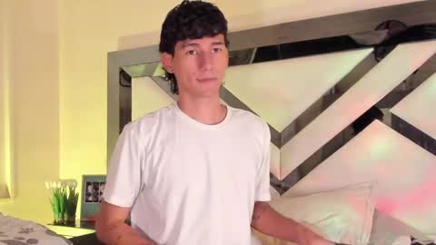  A L E X  online show from February 14, 9:03 am