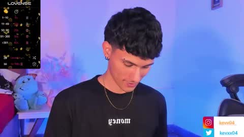  A L E X  online show from October 9, 6:28 pm