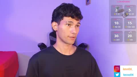  A L E X  online show from November 12, 4:35 am