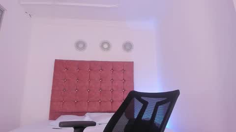 sebastian online show from October 7, 11:40 am