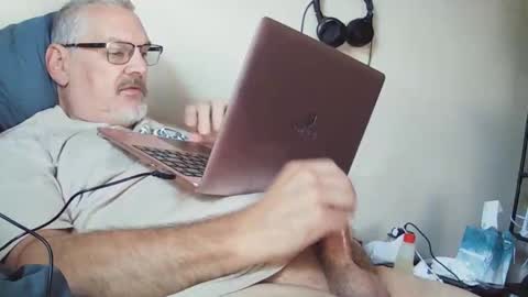 kingtongue10 online show from September 28, 3:06 pm