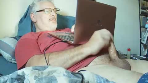 kingtongue10 online show from November 4, 6:29 pm