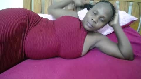 Snapshot of kinky_kaiya chatting on December 27, 3:59 pm kaiya online show from December 27, 3:59 pm