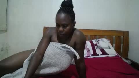 Snapshot of kinky_kaiya chatting on January 4, 7:34 pm kaiya online show from January 4, 7:34 pm