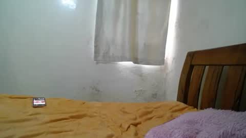 Snapshot of kinky_kaiya chatting on September 24, 7:33 am kaiya online show from September 24, 7:33 am