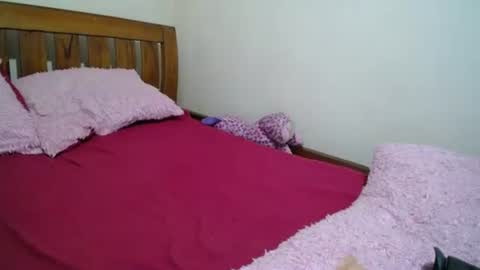 Snapshot of kinky_kaiya chatting on October 24, 7:54 pm kaiya online show from October 24, 7:54 pm