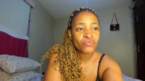 Kinky online show from February 17, 9:30 pm