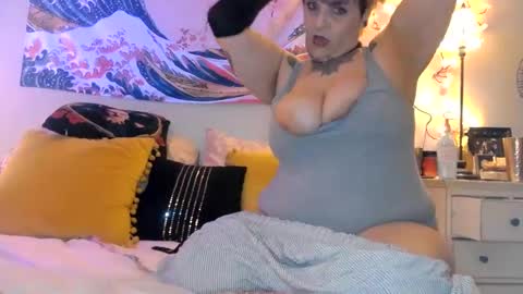 Kinky Pinky online show from December 12, 5:42 am