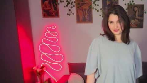 Kira VanKick online show from October 31, 6:31 pm