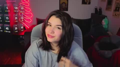 Kira VanKick online show from November 14, 4:06 pm