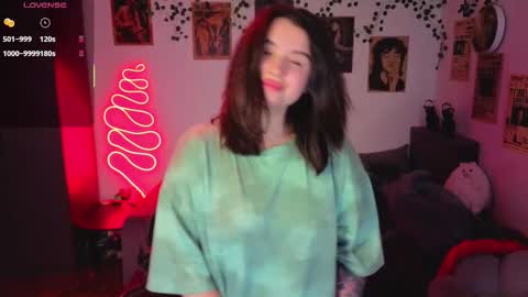 Kira VanKick online show from November 28, 4:20 pm