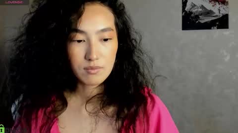 Aura online show from November 24, 5:40 am