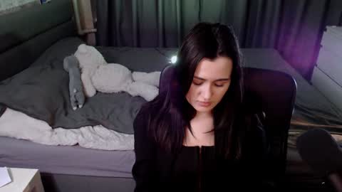 Kira  follow me  online show from December 28, 1:29 am