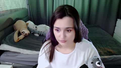 Kira  follow me  online show from January 31, 1:12 pm