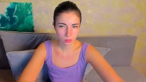 Snapshot of kiraa_sunny chatting on November 1, 8:44 pm kiraa sunny online show from November 1, 8:44 pm