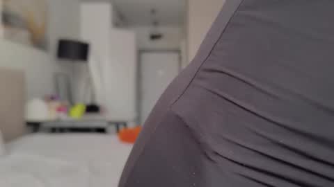 kirallove online show from December 15, 11:47 am