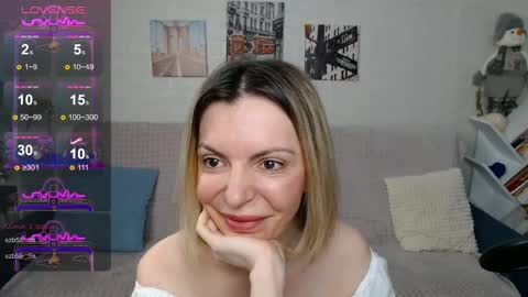 Snapshot of kiramartins_cat chatting on December 20, 4:31 am kiramartins cat online show from December 20, 4:31 am