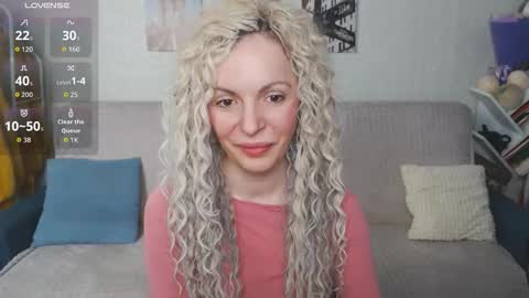 Snapshot of kiramartins_cat chatting on November 26, 5:25 pm kiramartins cat online show from November 26, 5:25 pm