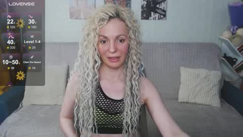 Snapshot of kiramartins_cat chatting on November 30, 6:56 pm kiramartins cat online show from November 30, 6:56 pm