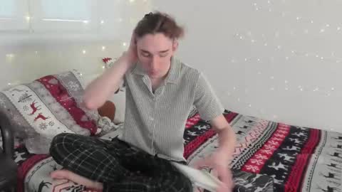 Snapshot of kirill_20_cm chatting on December 26, 11:32 am Kirill and Andrey online show from December 26, 11:32 am