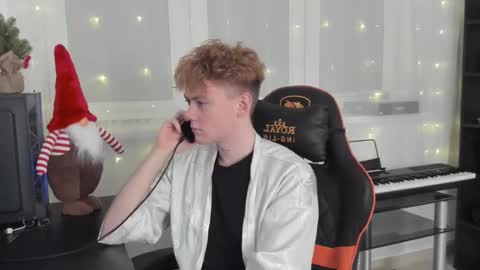 Snapshot of kirill_20_cm chatting on January 5, 3:02 pm Kirill and Andrey online show from January 5, 3:02 pm