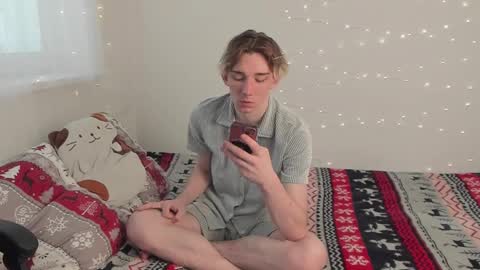 Snapshot of kirill_20_cm chatting on January 15, 9:35 am Kirill and Andrey online show from January 15, 9:35 am