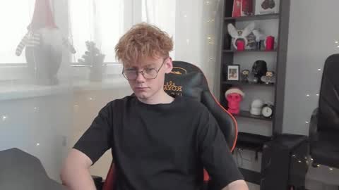 Snapshot of kirill_20_cm chatting on January 23, 11:04 am Kirill and Andrey online show from January 23, 11:04 am