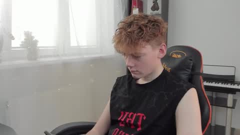 Snapshot of kirill_20_cm chatting on January 31, 11:35 am Kirill and Andrey online show from January 31, 11:35 am