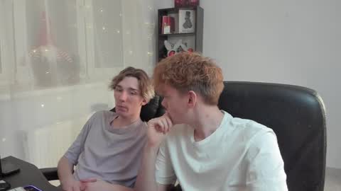 Snapshot of kirill_20_cm chatting on February 4, 2:53 pm Kirill and Andrey online show from February 4, 2:53 pm