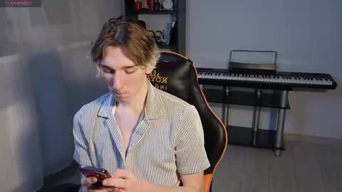 Snapshot of kirill_20_cm chatting on February 22, 11:03 pm Kirill and Andrey online show from February 22, 11:03 pm