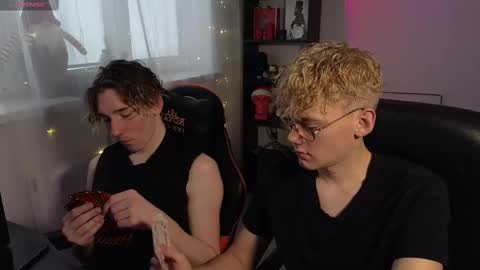 Snapshot of kirill_20_cm chatting on February 28, 2:31 pm Kirill and Andrey online show from February 28, 2:31 pm