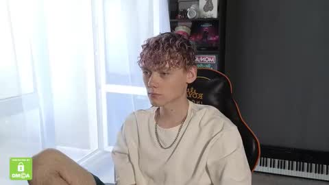 Snapshot of kirill_20_cm chatting on September 10, 10:15 am Kirill and Andrey online show from September 10, 10:15 am