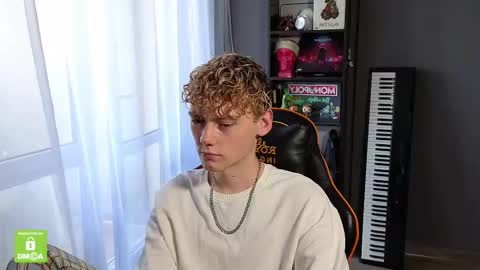 Snapshot of kirill_20_cm chatting on September 19, 8:16 am Kirill and Andrey online show from September 19, 8:16 am