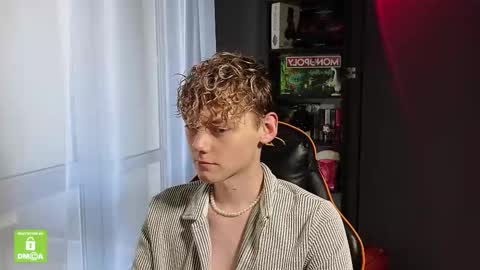 Snapshot of kirill_20_cm chatting on October 14, 11:55 am Kirill and Andrey online show from October 14, 11:55 am