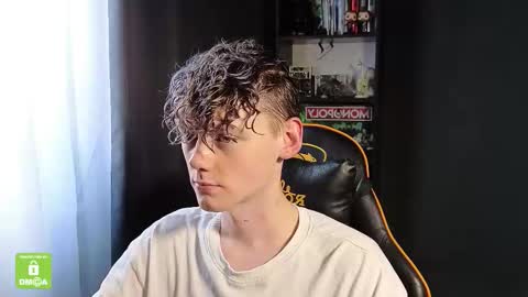 Snapshot of kirill_20_cm chatting on December 14, 10:42 am Kirill and Andrey online show from December 14, 10:42 am