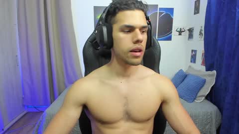 Jacob online show from December 13, 3:27 am