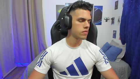 Jacob online show from December 17, 3:17 am