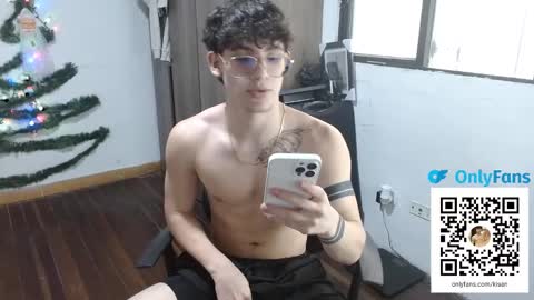 Snapshot of kisan_smith chatting on December 3, 12:49 pm Kisan online show from December 3, 12:49 pm