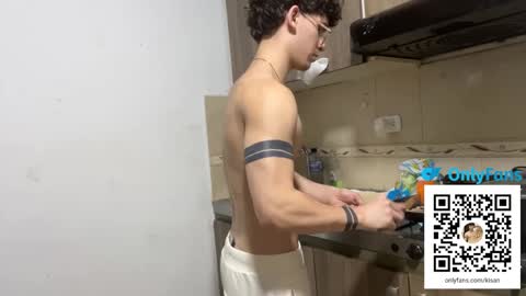 Snapshot of kisan_smith chatting on December 12, 1:21 am Kisan online show from December 12, 1:21 am