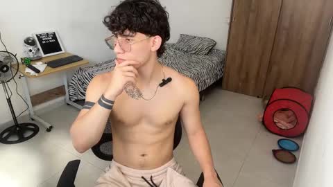 Snapshot of kisan_smith chatting on January 12, 3:03 pm Kisan online show from January 12, 3:03 pm