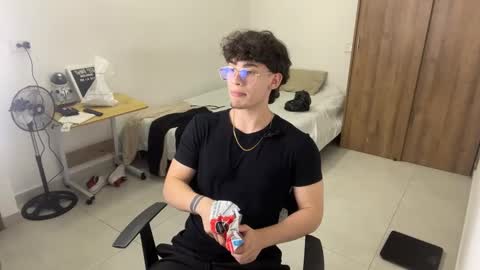 Snapshot of kisan_smith chatting on February 7, 3:01 am Kisan online show from February 7, 3:01 am