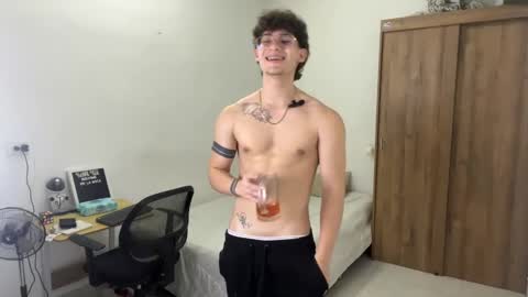 Snapshot of kisan_smith chatting on February 11, 5:47 am Kisan online show from February 11, 5:47 am