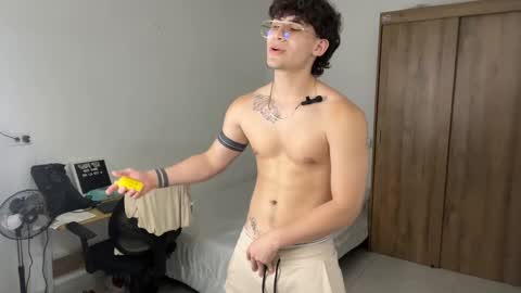 Snapshot of kisan_smith chatting on February 15, 6:12 am Kisan online show from February 15, 6:12 am