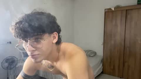 Snapshot of kisan_smith chatting on February 16, 3:26 am Kisan online show from February 16, 3:26 am