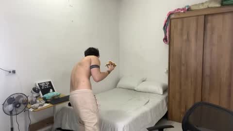 Snapshot of kisan_smith chatting on February 19, 3:39 am Kisan online show from February 19, 3:39 am