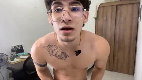 Snapshot of kisan_smith chatting on February 23, 3:13 am Kisan online show from February 23, 3:13 am